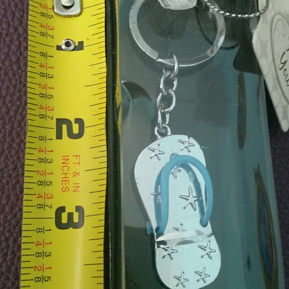 Flip flop keychain